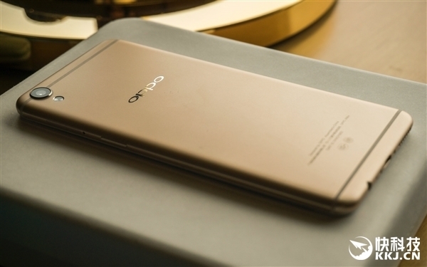 國產(chǎn)最火手機升級！OPPO R9s確定：拍照要逆天